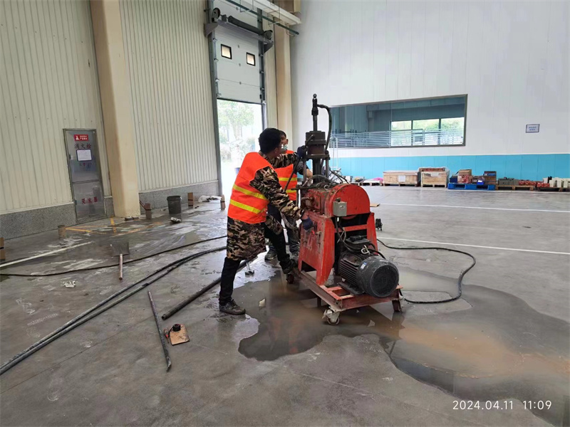 新昌厂房地面下沉塌陷注浆加固施工